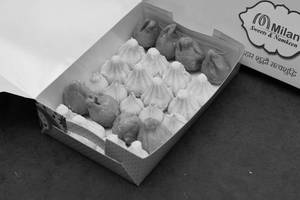Assorted Modak Sweets (25 Pieces)