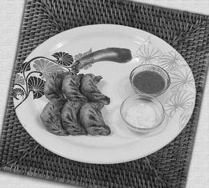 Chicken Fried Momos [6 Pieces]