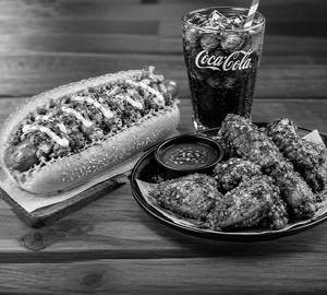 1 Chicken Hot Dog + 4 Chicken Wings + 1 Soft Drink