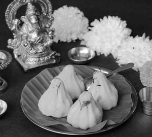 Kesar Mava Modak