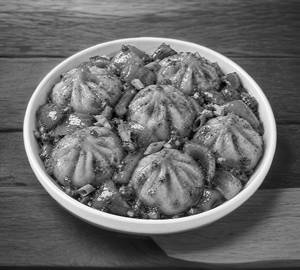 Veg Chilli Momos(Plate)
