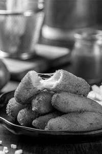 Mozzarella Sticks - Dyn