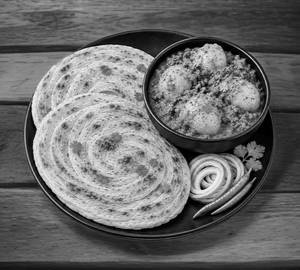 Lacha Paratha 2 pc with  sabji