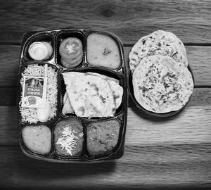 Special Deluxe Thali
