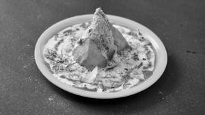 Curd samosa [dahi bhale style] [3 pieces]
