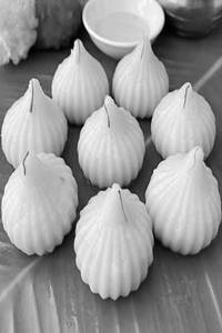 Ukadiche Modak (1 Pcs)