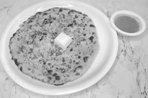Aloo Pyaz Paratha
