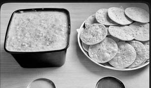 Dal Pakwan Mini Party Pack
