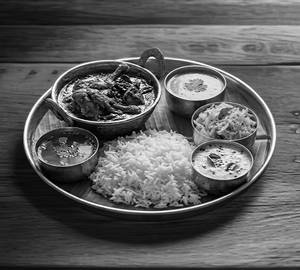 Kaadai Meals