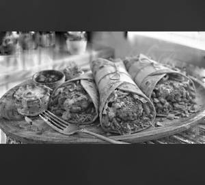 Aloo tikki wrap