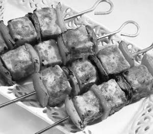 Paneer Tikka Shashlik (650ml Box)