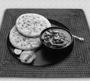 Chole Kulcha Aata 3 Pcs