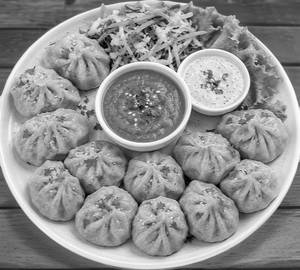 Oats Veg Steam Momos