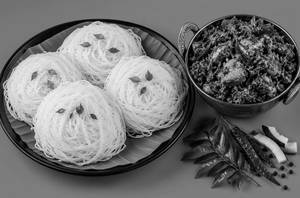Idiyappam With Chicken Sukkha