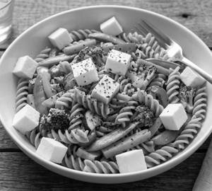 Wholesome Boiled Whole Wheat Pasta With Stir-Fried Veggies & Raw Paneer(Zero Maida)