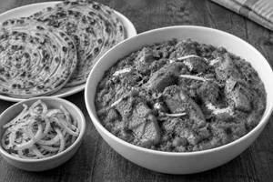 Soya Chaap Lababdar Bread Combo