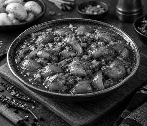 Crispy Chilli Mushroom (gravy)