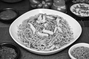 Sizzling Chicken Hakka Noodles