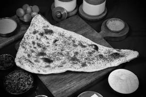 Garlic Naan (1 Pc.)