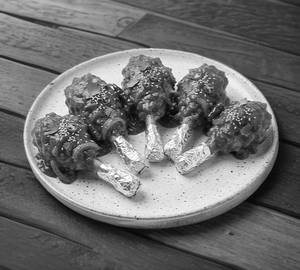 Chicken Lolipop Saucy 5 Pcs