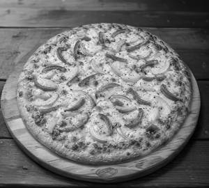 Onion Capsicum Pizza