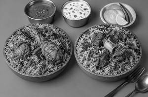 Andhra Chicken Biryani (200 Gms) + Naati Mutton Biryani (200 Gms)