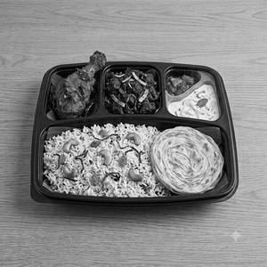 Ghee Rice+ Porotta(1 No)+ Beef Roast(lite)+ Chicken Fry(1 Pc)+ Pickle+ Raitha Meal