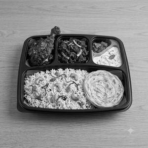 Ghee Rice+ Porotta(1 No)+ Chicken Roast(1 Pc)+ Beef Roast(lite)+ Raitha+ Pickle Meal
