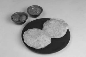 Koraishuti / Mater Kochuri ( 3 Pcs) With Aloor Dum Or Cholar Dal