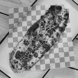 Fungi Alfredo Pizza Dog [n]