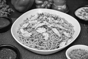 Chilli Garlic Egg Chicken Noodles