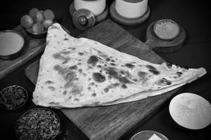 Butter Naan (1 Pc.)