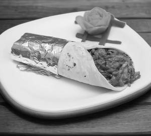 Special mexican chicken shawarma roll