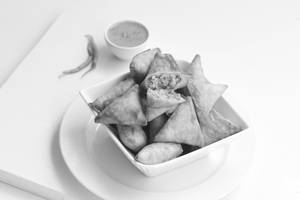 Dal Samosa