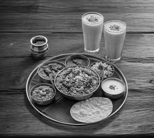 The Traditional Feast (For 2) combo