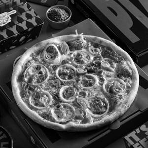 Sourdough Vegan Picante Pizza