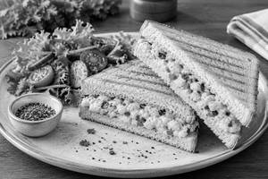 Scrambled Egg Sandwich