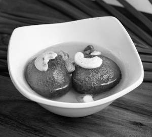 Hot Gulabjamun