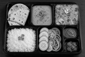 Veg Paneer Thali