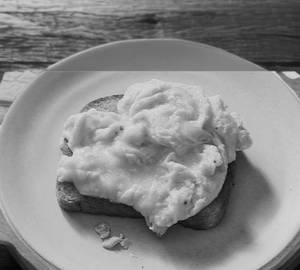 Cheesy Egg Toast