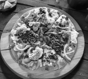 Jubery Special Wonder Mix Pizza