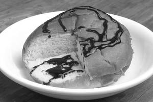 Chocolate Bun Maska