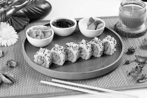 California Veg Roll (Uramaki)