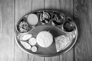 Babumoshai Chicken Thali