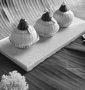Nariyal Modak [online]