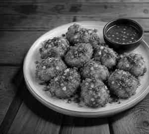Chilli Garlic Potato Nuggets 15 Pcs
