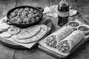 Chicken Kosha With 2 Laccha Paratha+chicken Roll+coke250ml