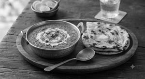 Dal Makhani & 1 Tandoori Naan butter