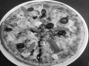 Fresh Veggies Paradise Pizza-