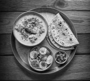 Kadhi Roti Combo